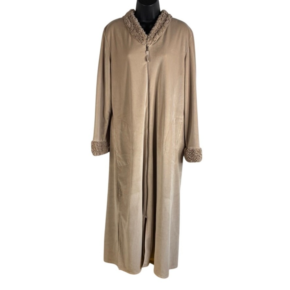 iRELAX Women's Fleece Robe Full Length Fuzzy Trim Zipper Closure Beige Medium‎